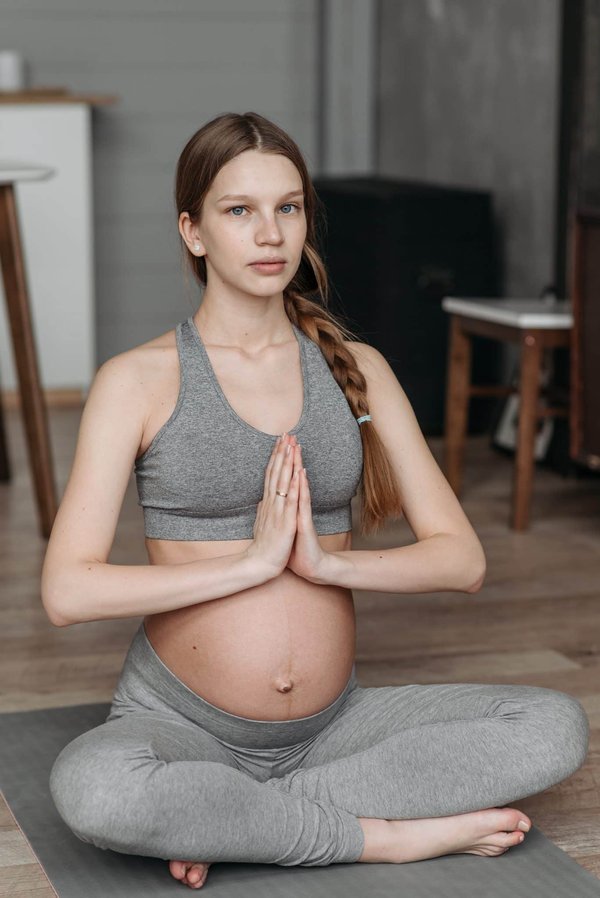 Peut-on faire du yoga pendant la grossesse